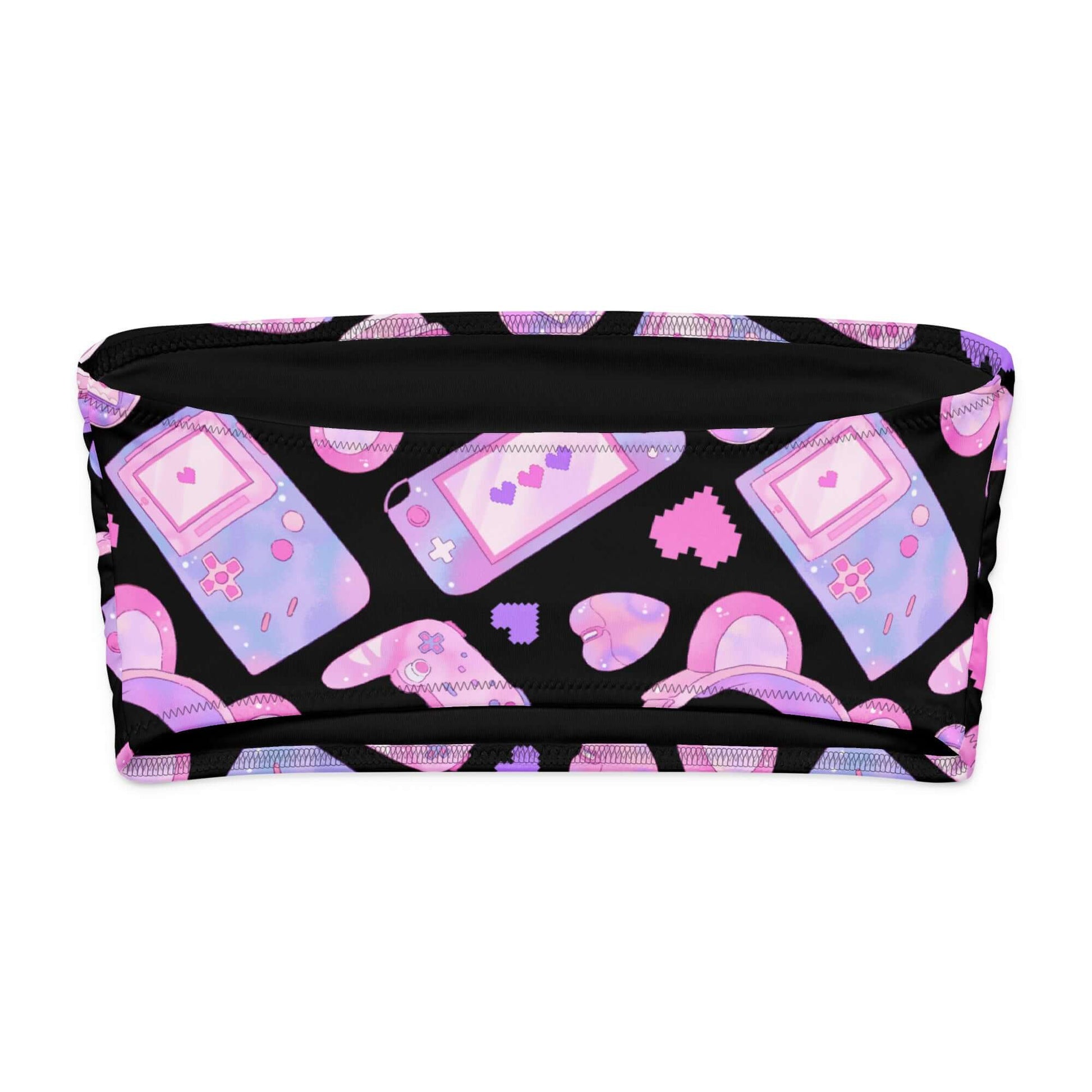 Cute gamer-themed pouch featuring retro game consoles and hearts on a black background.