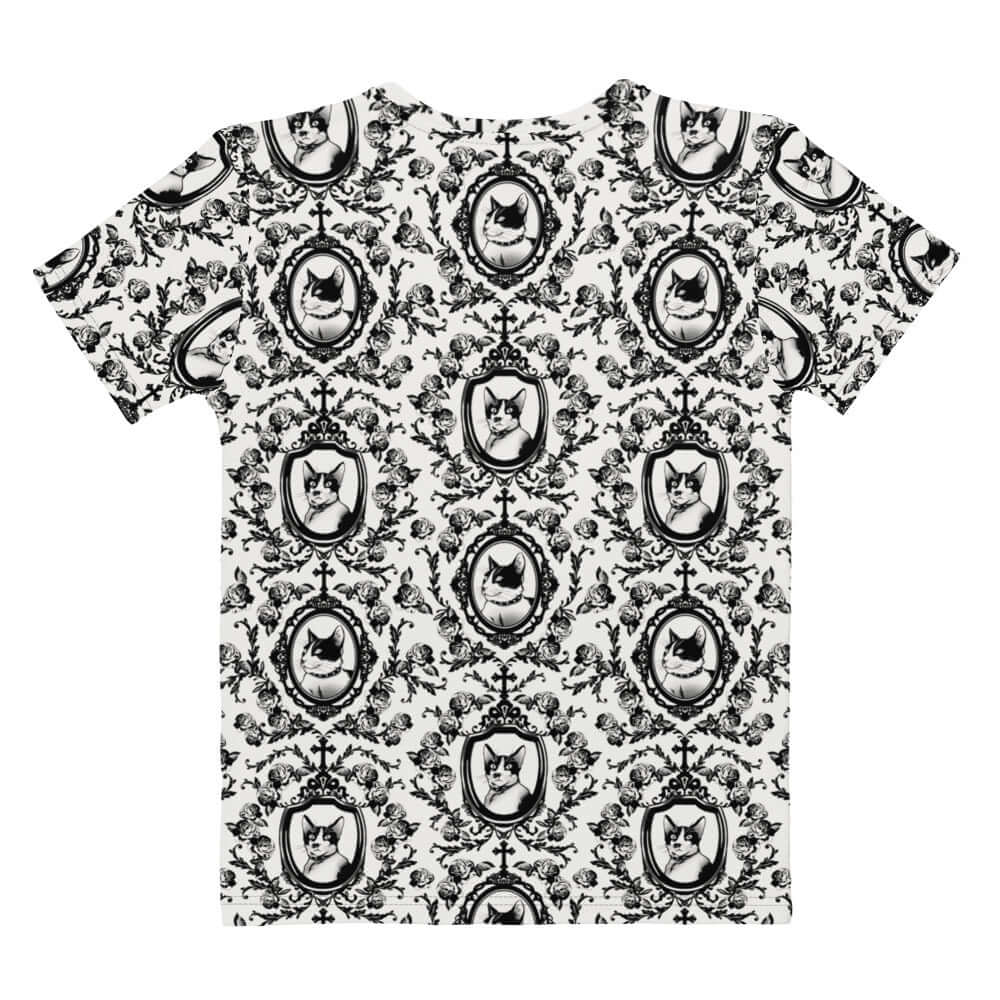 Elegant Queen's Beloved Kitty T-shirt featuring black-and-white motifs, perfect for stylish, comfortable wear.
