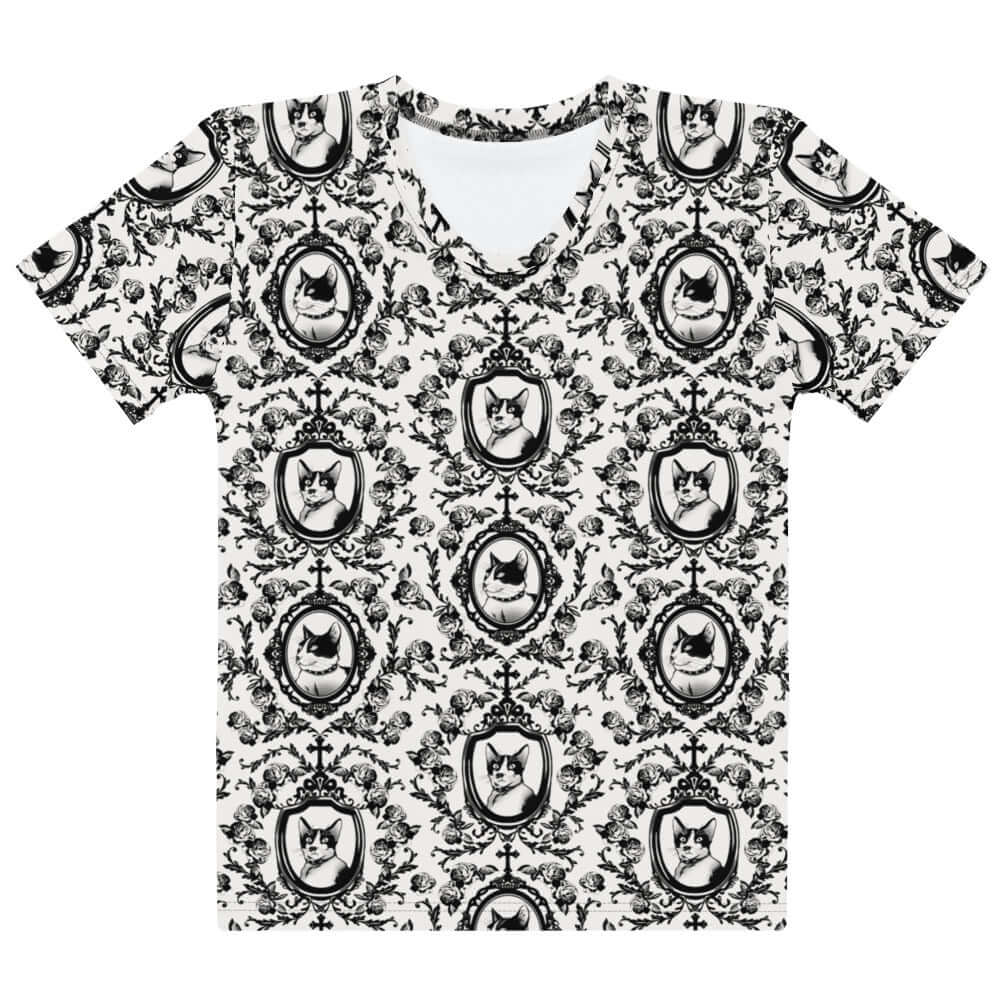 Elegant Queen's Beloved Kitty T-shirt featuring black-and-white motifs, perfect for a stylish, comfortable look.