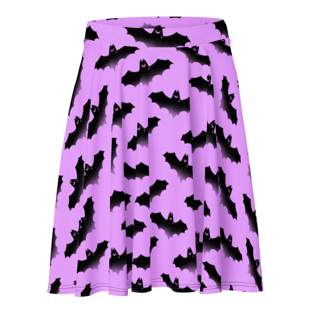 Flatter your figure in the Aensland Skater Skirt, featuring a playful bat print perfect for sunny days.