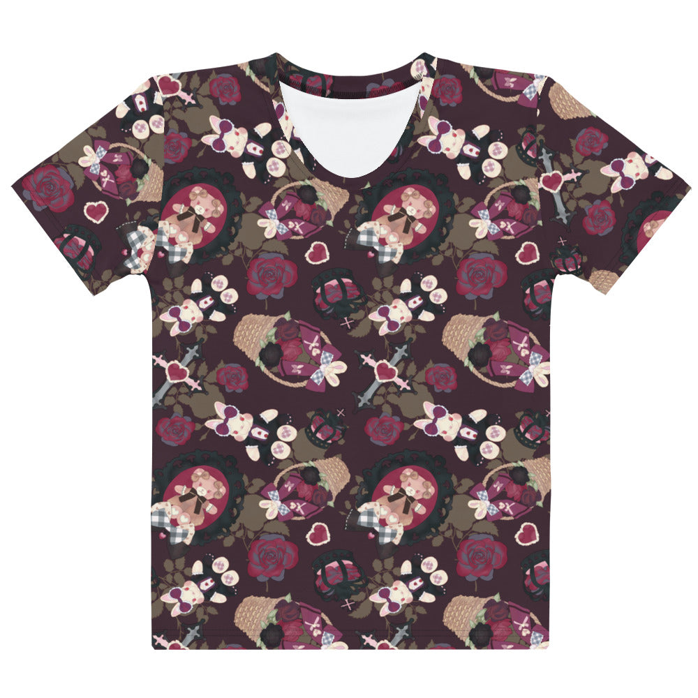 Gothic Teddy T-shirt features a cute design perfect for casual wear and gym outings, offering comfort and style.