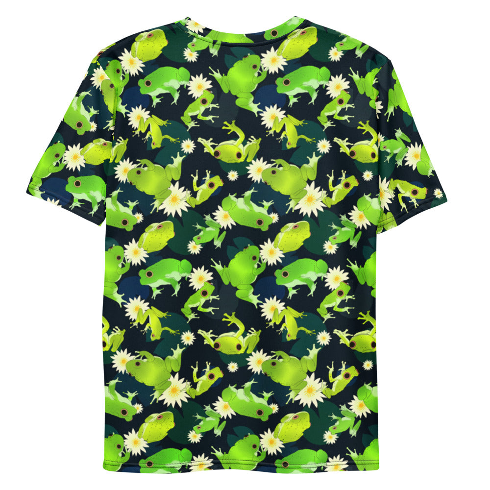 Bright and playful, the Men's Kero-kero T-shirt features a fun frog print on a comfortable, stretchy fabric.