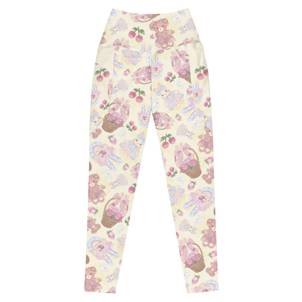 Premium Sweet Teddy Leggings in a cute print with pockets, perfect for comfort and style during workouts.