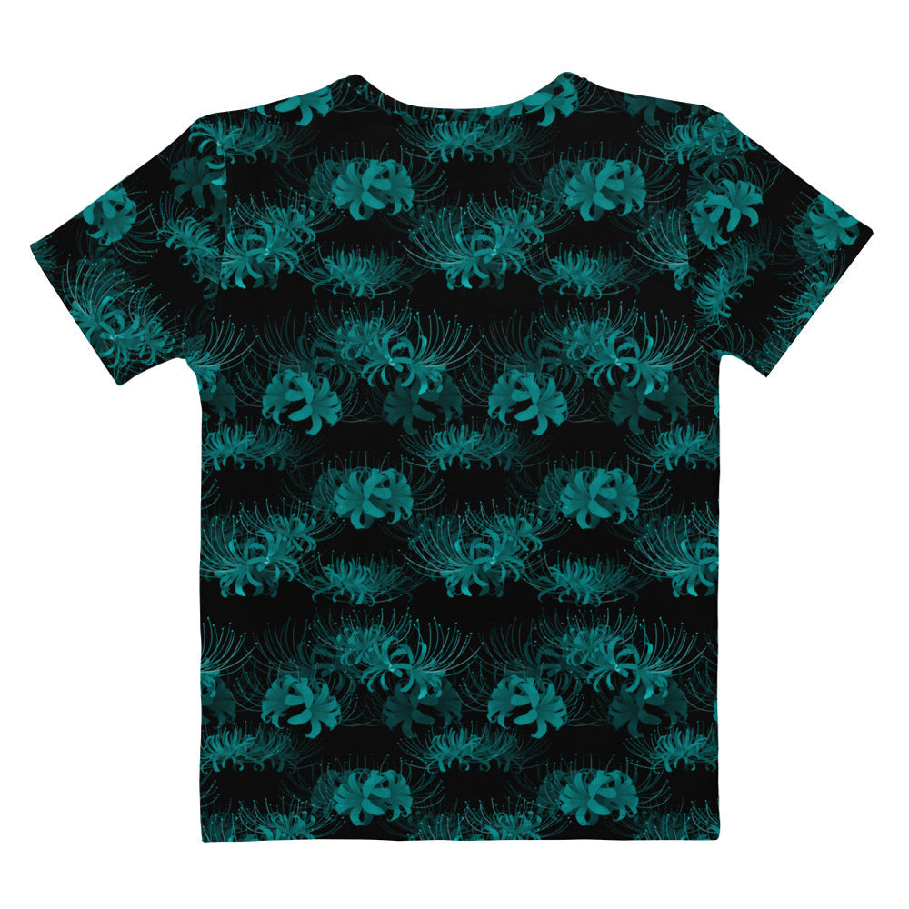 Stylish Higanbana T-shirt featuring an elegant floral design, perfect for any occasion at [Store Name].