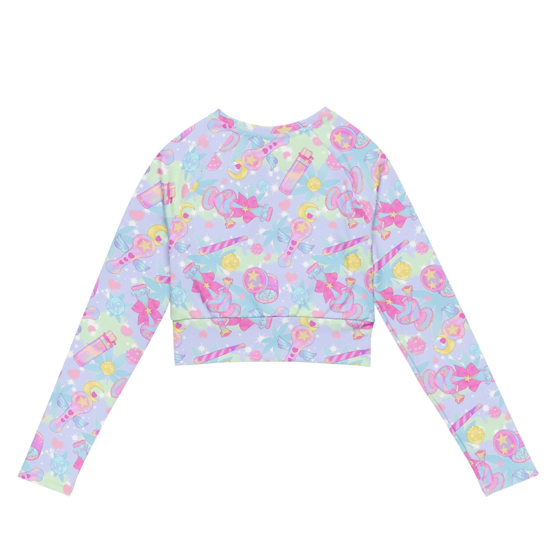Eco-friendly Indica Magica Long-sleeved Crop Top features a stylish design, perfect for sports and athleisure.