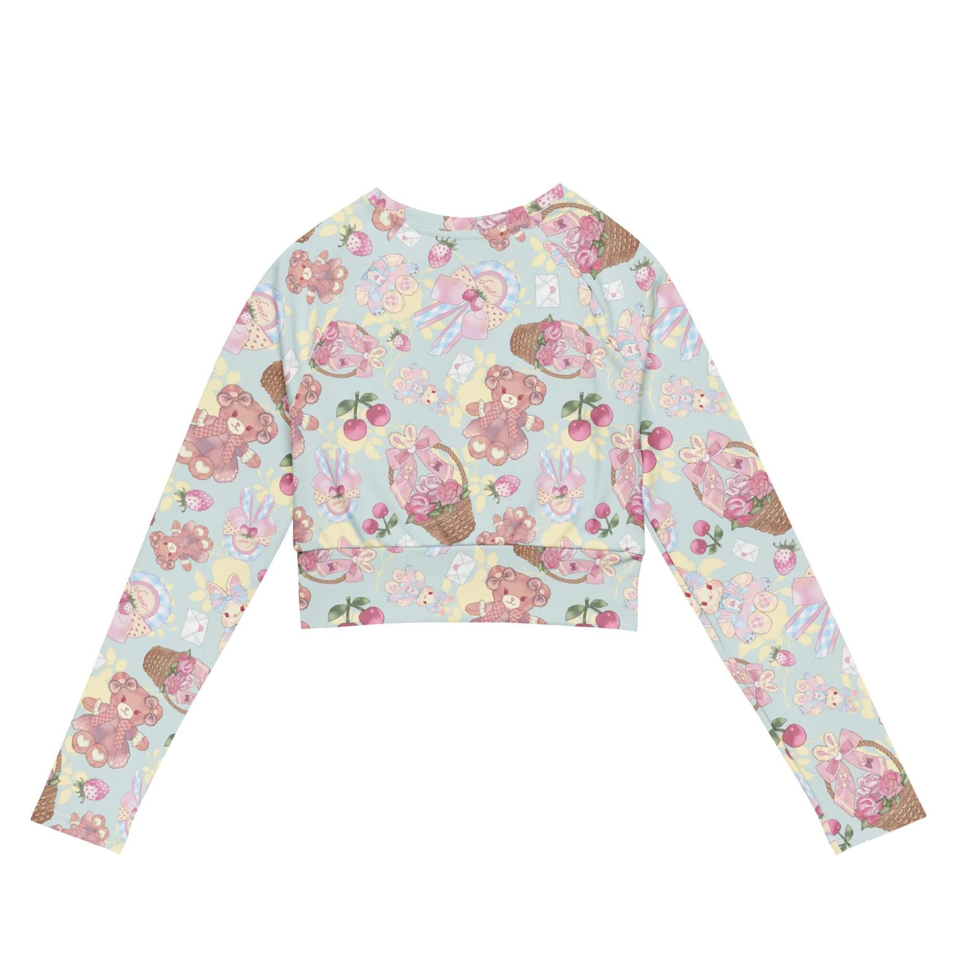 Sweet Teddy Long-sleeved Crop Top features a playful design, eco-friendly fabric, and a comfortable fit for casual wear.