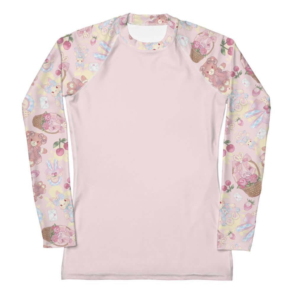 Sweet Teddy Rash Guard features a playful design, offering comfort and sun protection for active pursuits.