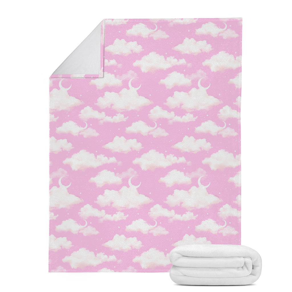 Cloudy Sky Blanket (Pink) | Koibito Clothing.